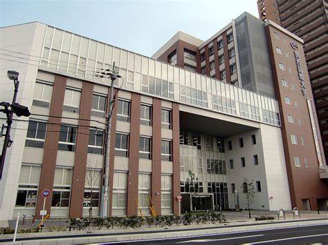 关西国际大学